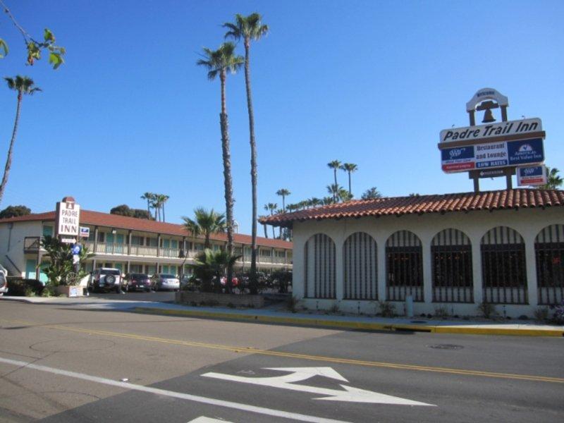 Hilton Garden Inn San Diego Old Town/Sea World Area Exteriör bild